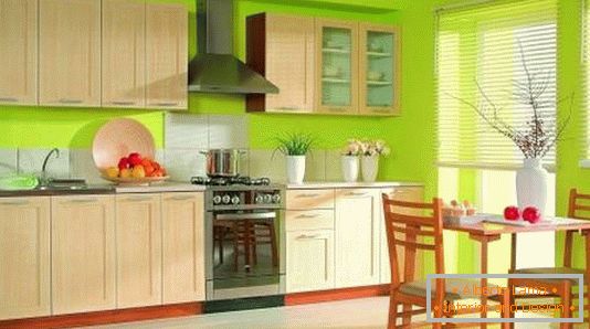Kuchynský dizajn v jasne zelenej farbe