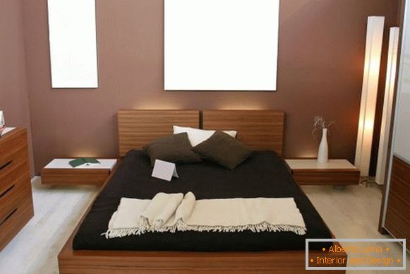 Kontrast dekoratívne prvky v spálni