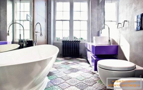Kúpeľňový dizajn s krásnymi dlaždicami na podlahe