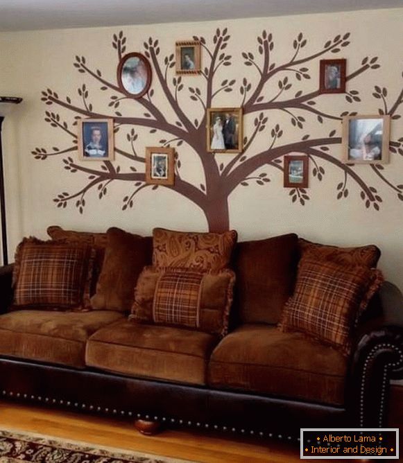 Rodinný strom v obývacej izbe