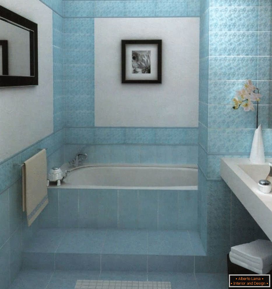 Kúpeľňa v Chruščenke v tyrkysových farbách