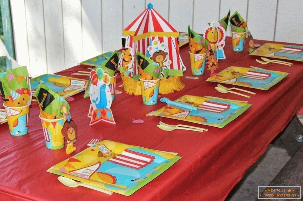 Detský stôl na narodeniny