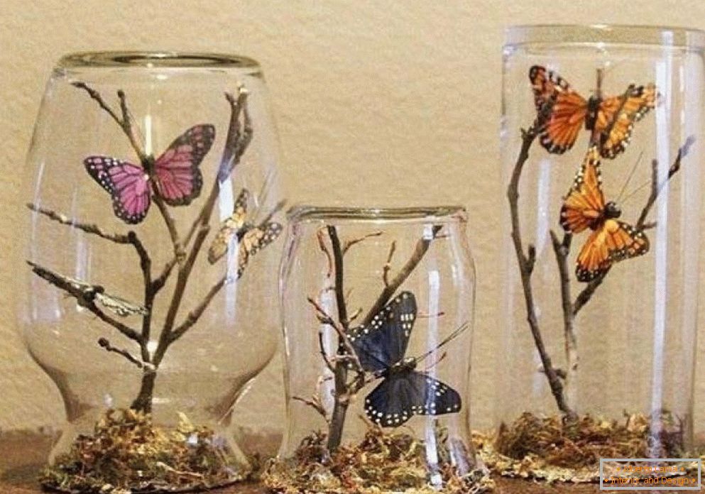 Motýle v pohároch