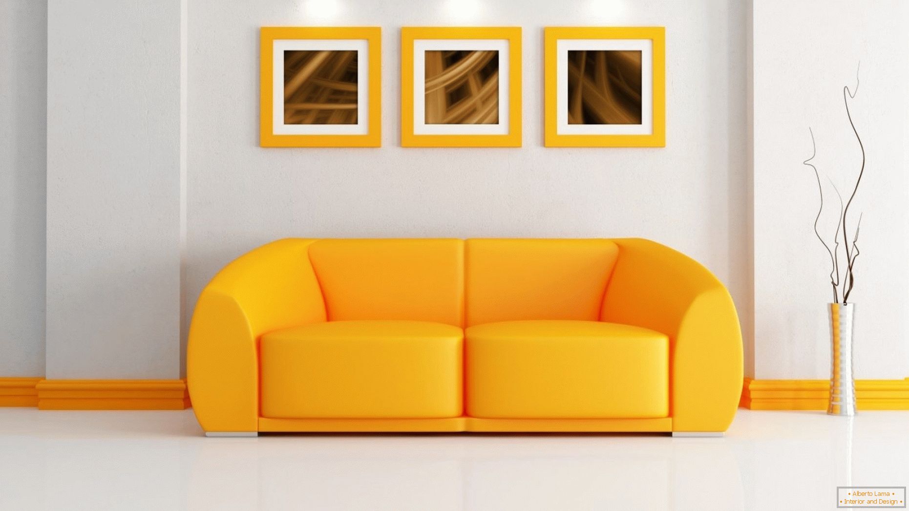 Svetlý interiér s oranžovou pohovkou