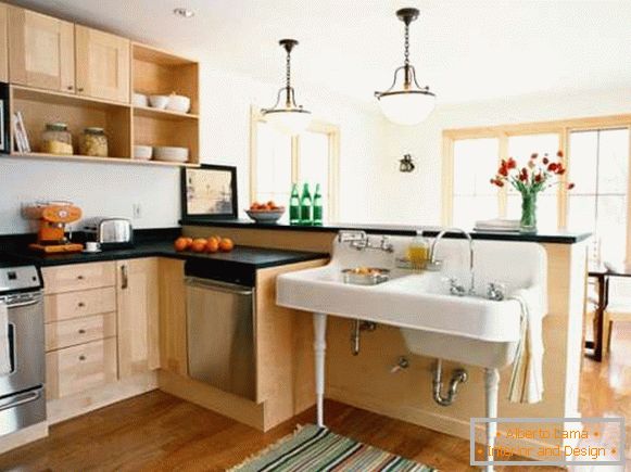 Designová rohová kuchyňa, vymenená s jedálňou, v súkromnom dome - foto