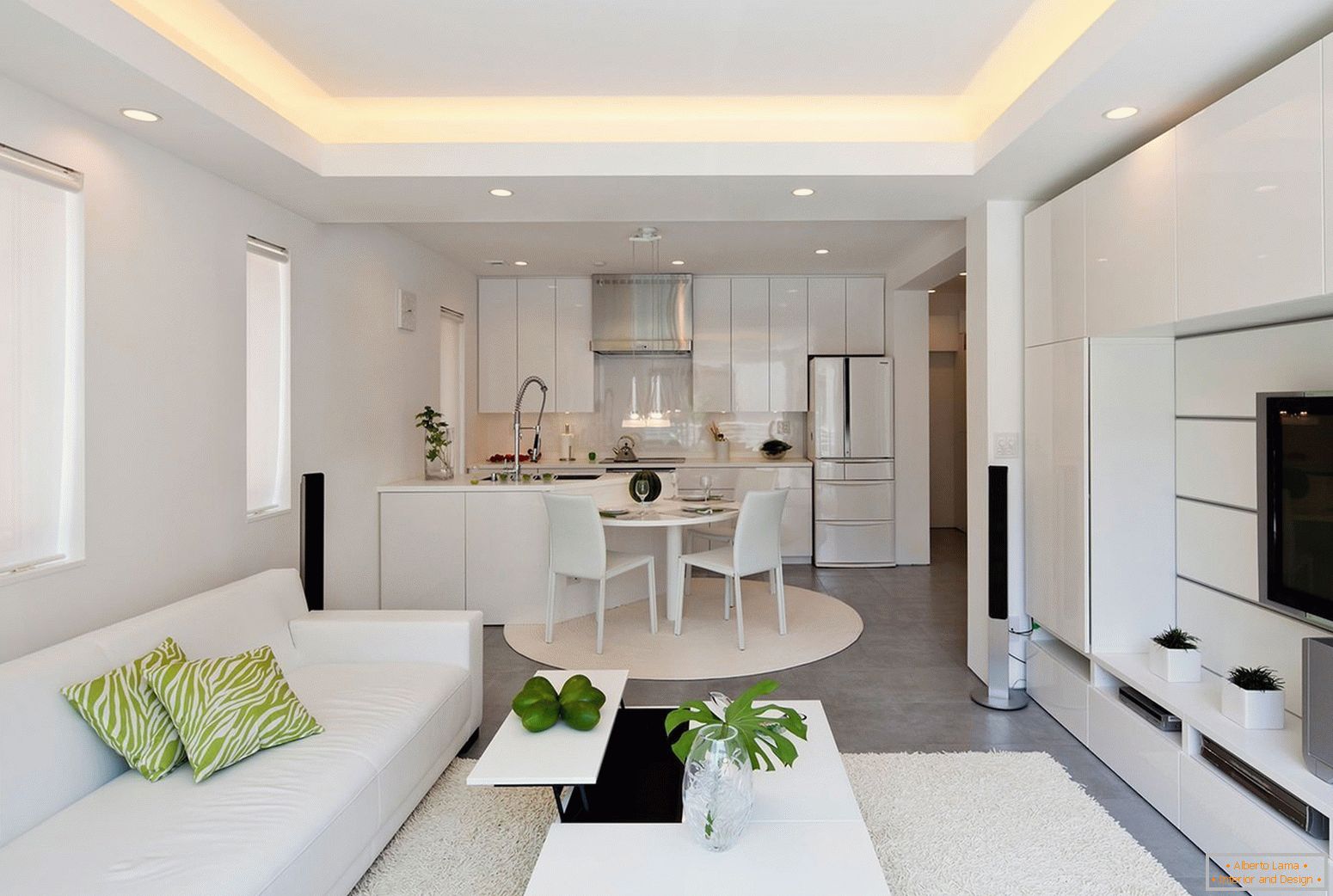 Svetlý dizajn v kuchyni a obývačke