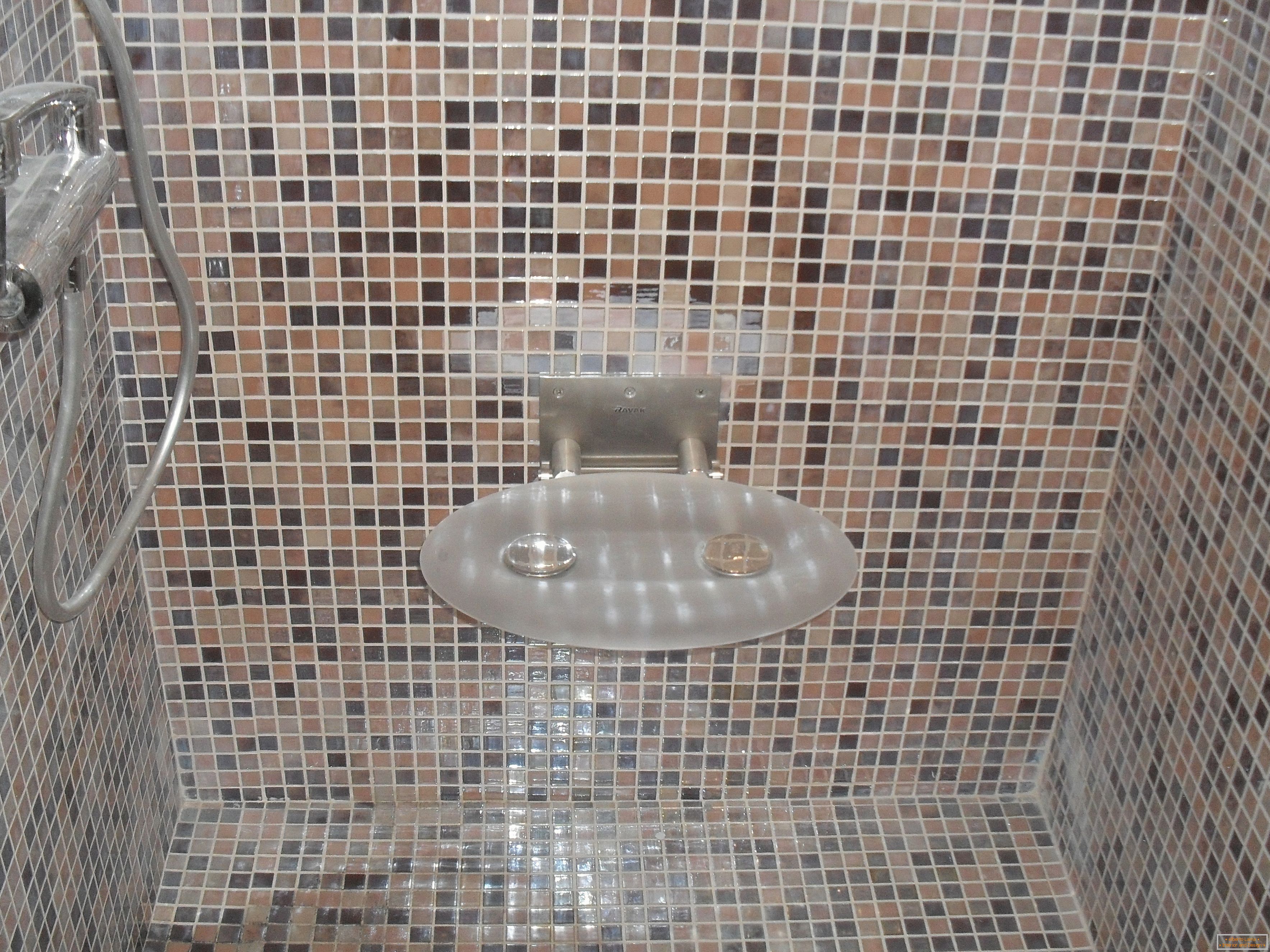Sprchová vanička z dlaždíc
