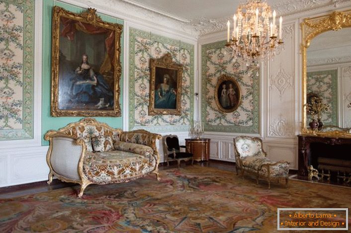 Luxus a bohatstvo sú základnými barokovými štýlmi.