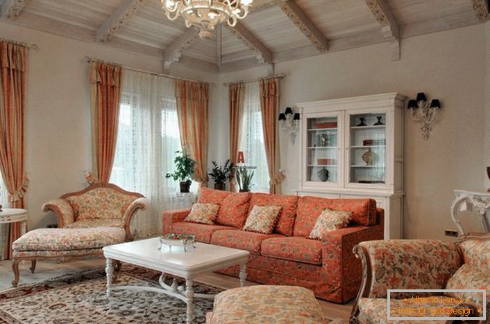 Príjemná štýlová obývacia izba v štýle Provence pre skutočnú dámu.
