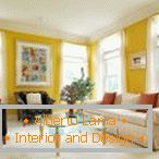 Žltá obývacia izba