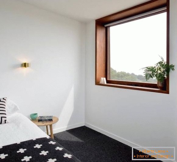 Návrh okna v spálni - fotografia dreveného okna