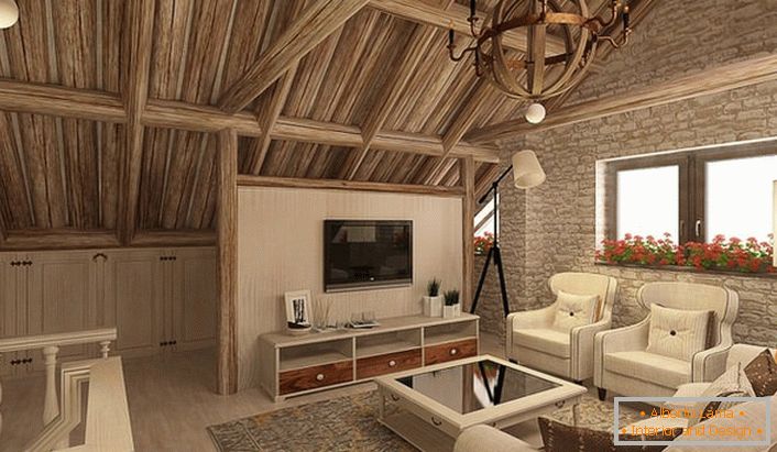 Izba pre hostí v podkrovnom dome škandinávskeho domu. Podkrovný priestor pod jasným vedením dizajnéra sa stal plnohodnotnou, funkčnou a atraktívnou obývacou izbou.