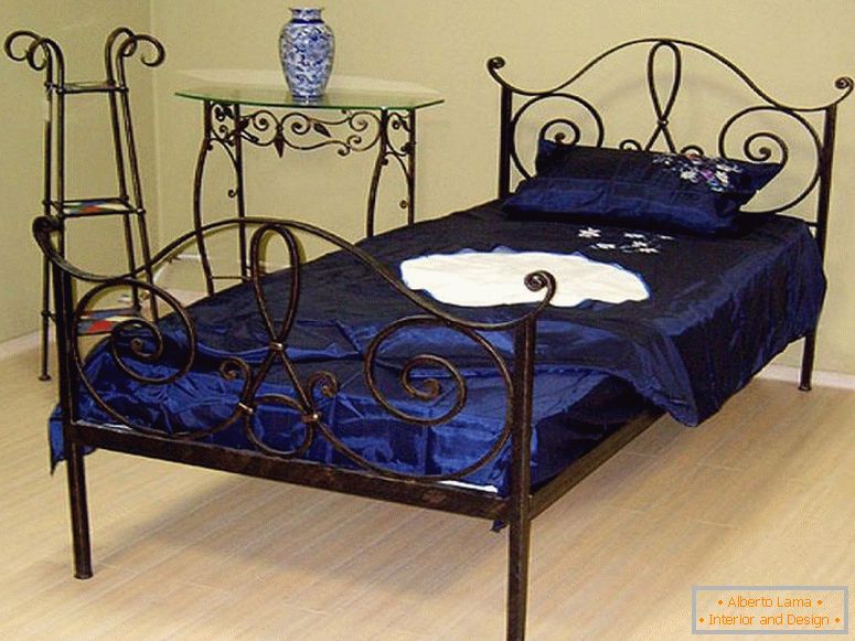 kované železné postele-31