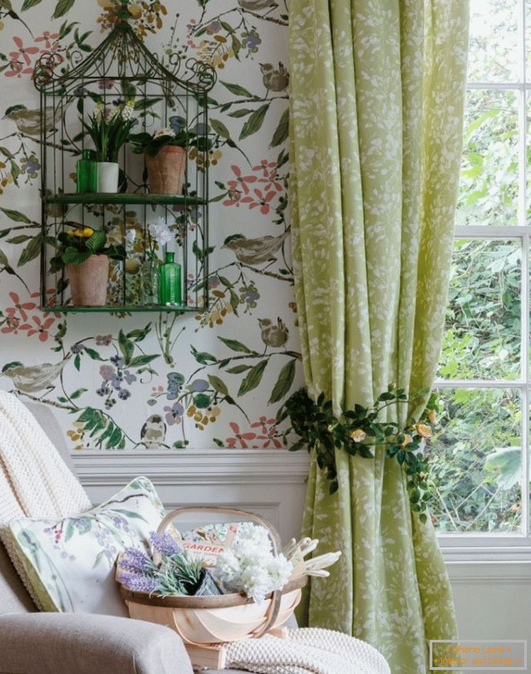green-country-obývačka-s-kvetinovo-wallpaper_0