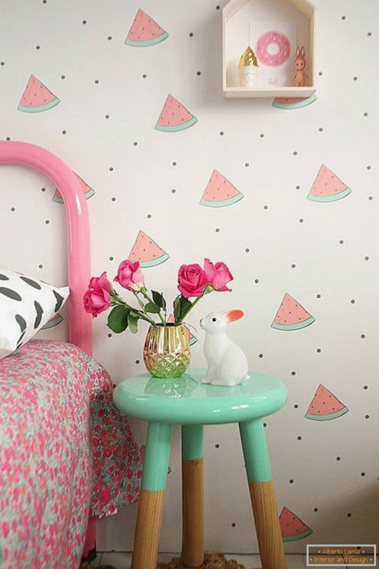 tapety-detská izba-vodný melón-vzor-ružový-bočný stôl