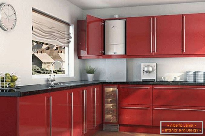 Červená kuchyňa s kotlom