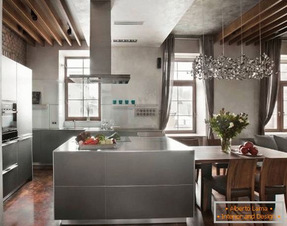 Interiér kuchyne v podkroví - fotky v šedej a hnedej farbe