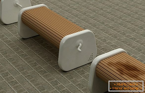 Uličné lavice s otočným sedadlom