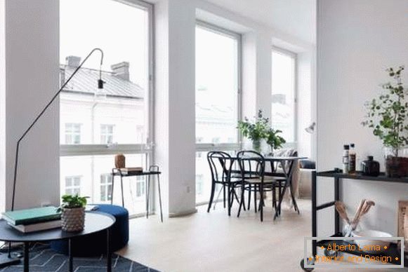 Dizajn malého štúdiového apartmánu o rozlohe 30 m2 - fotografie obývacej izby a jedálne