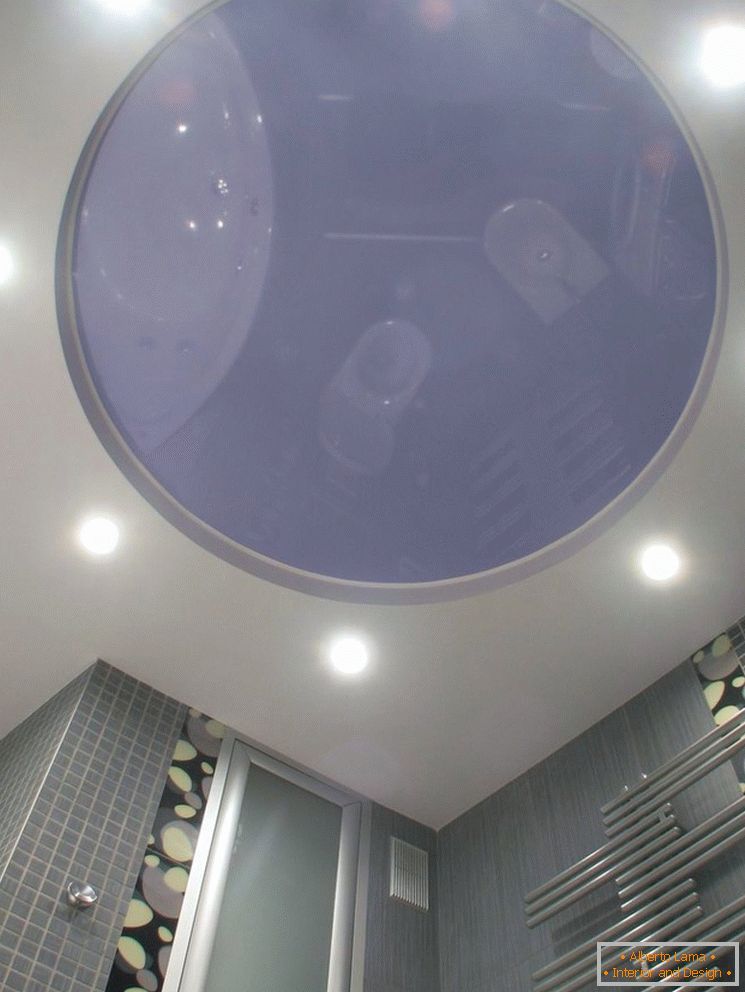 round-duplex-strop-in-kúpeľne