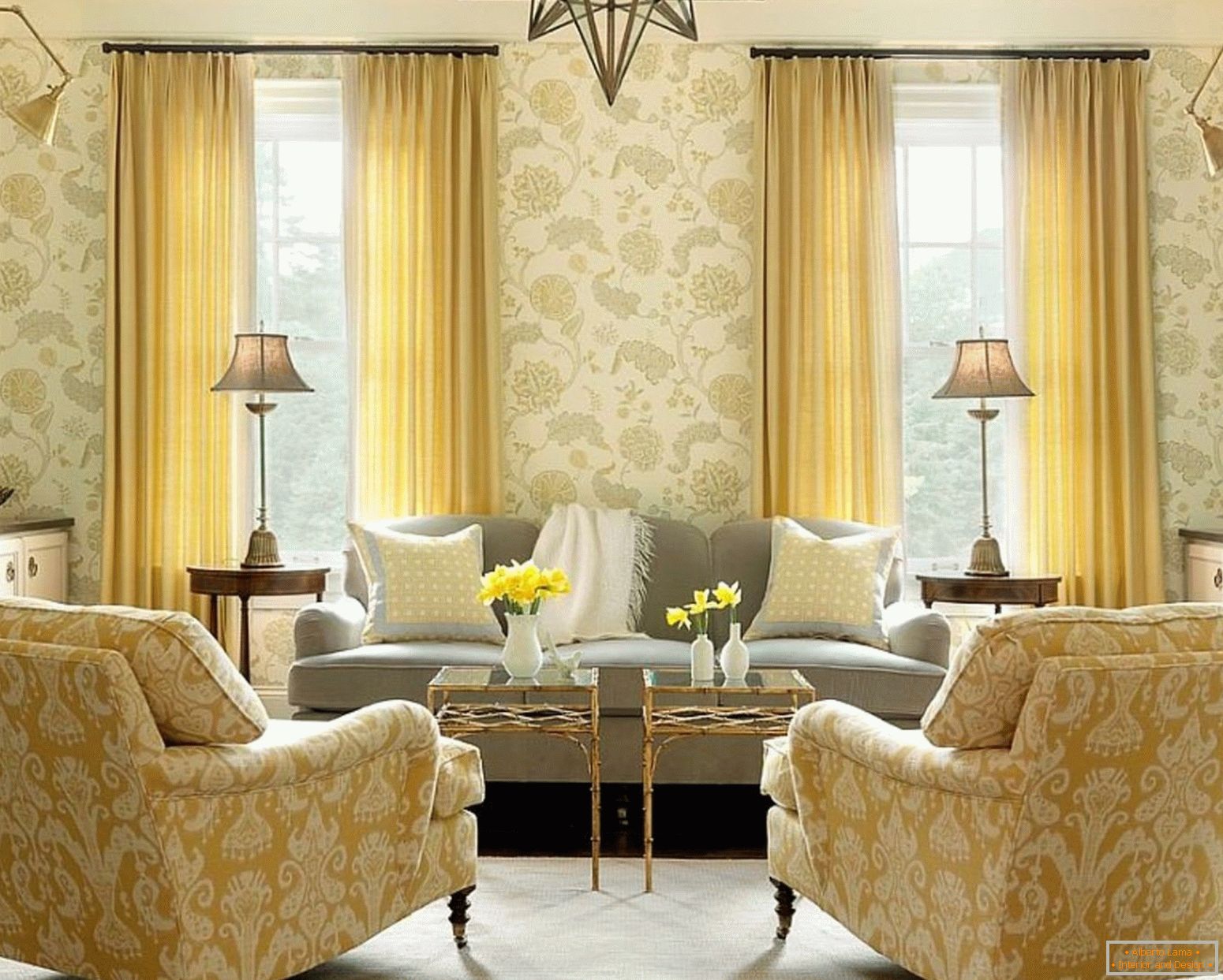 Kombinácia tapiet a nábytku v obývacej izbe