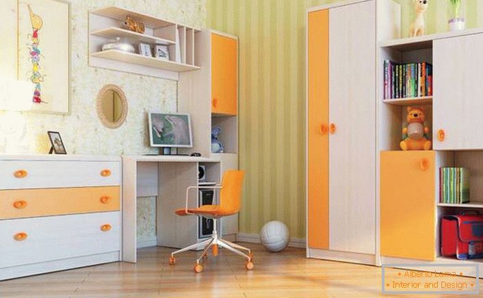 Univerzálna detská izba hi-tech v žltej farbe vhodná pre chlapcov i dievčatá.