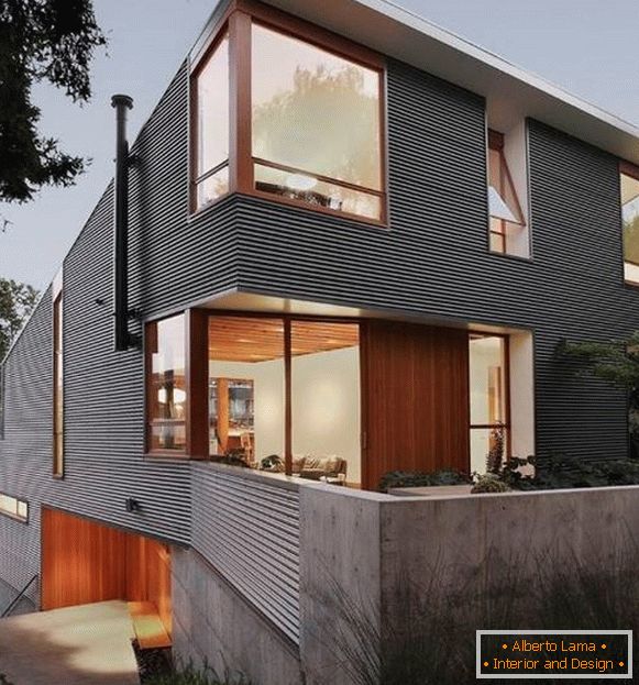 Domové domy s kovovými panelmi