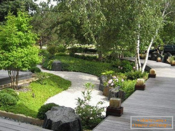 Krajinný dizajn záhrady v čínskom štýle