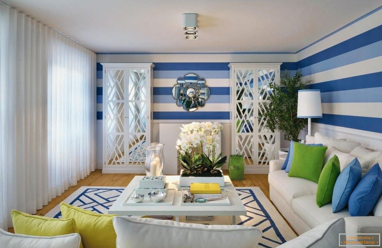 Modré steny v obývacej izbe