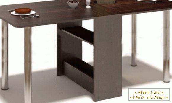 drevený skladací stôl