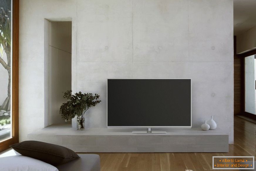 TV na stene