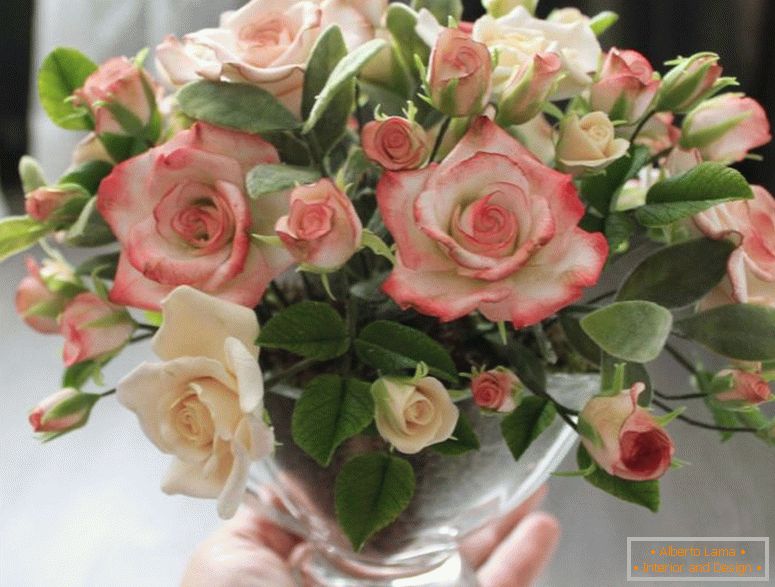 01s1f39фк92б4бф8ф48824 as-kvety-floristika-kytice-vinobranie-ruže-od