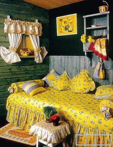 Spálňa s textilným dekorom pre ruský dizajn