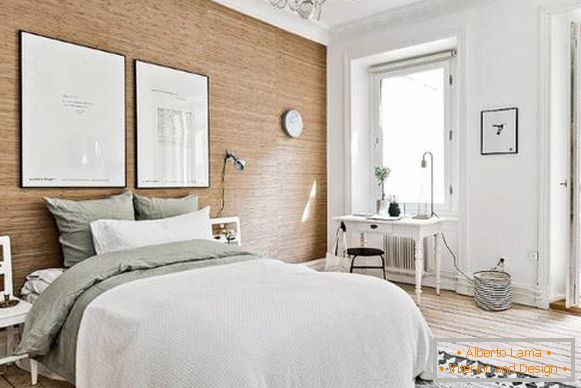 Dizajn dvojizbového bytu v škandinávskom štýle - spálňa s fotografiami