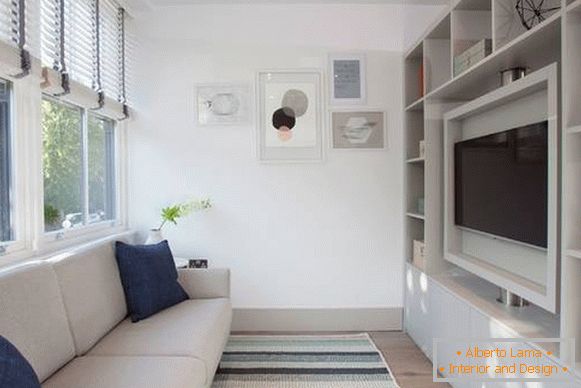 obývacia izba v apartmáne v škandinávskom štýle