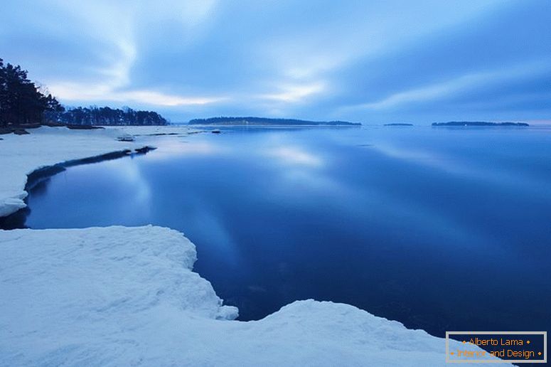 Ľadové jazero vo Fínsku