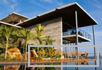 Moderná architektúra: Luxusná vila s výhľadom na záliv v Phuket, Thajsko