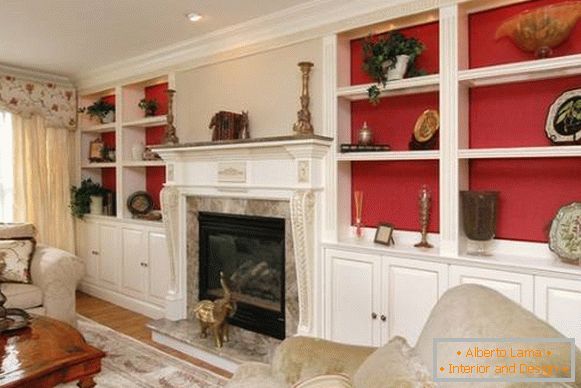Obývacia miestnosť v bielej a červenej farbe