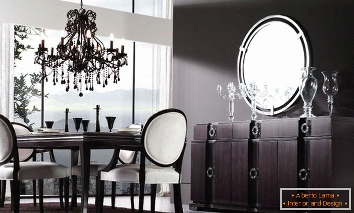 Pri konštrukcii jedálne sa vo väčšom rozsahu používajú tmavšie tóny hnedej farby. Štýl art deco s výraznými kontrastmi je luxusný a elegantný. 