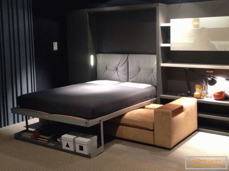 Luxusná steny posteľ-in-a-small-dark-spálne