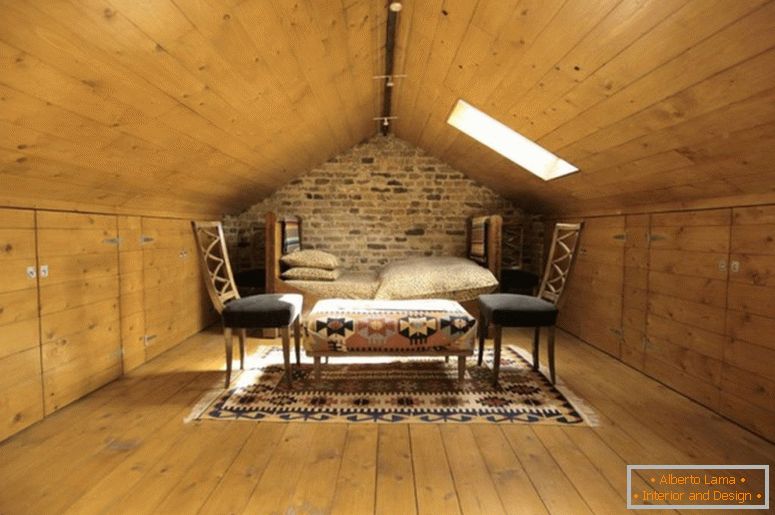 Malá spálňa v podkroví