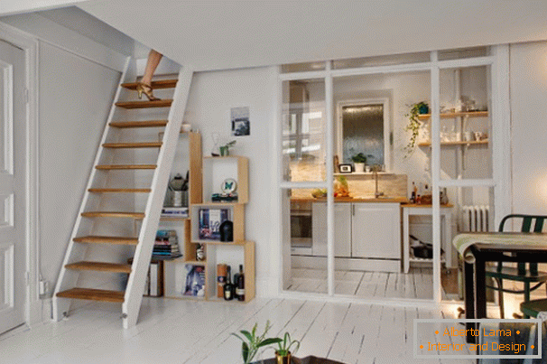 Obývacia izba a kuchyňa v škandinávskom štýle