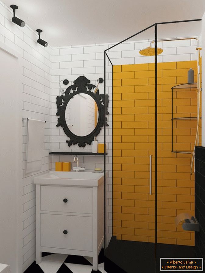 Žlté akcenty v čiernej a bielej kúpeľni
