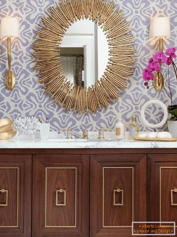 Krásne zrkadlo v kúpeľni fotografiu