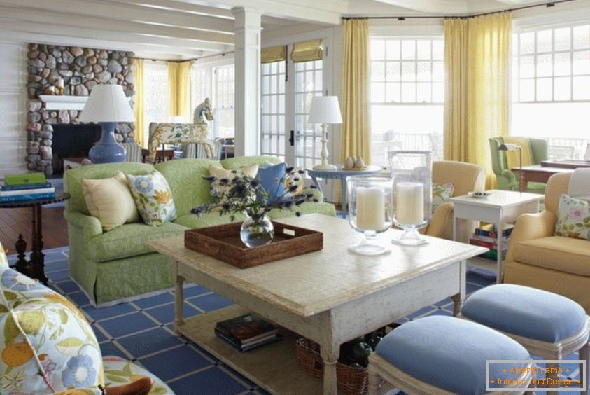 Interiér obývacej izby v jemne pastelových farbách
