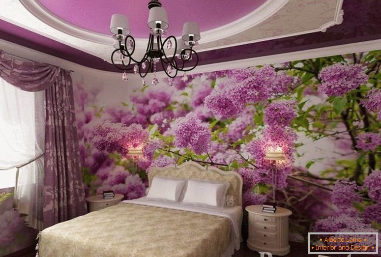 Lilac na stene spálne
