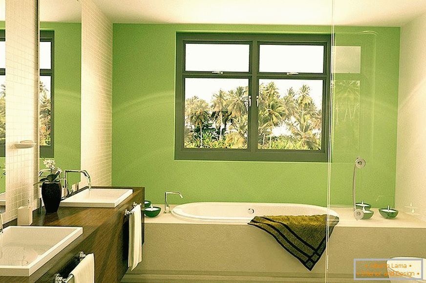Kúpeľňa s oknom в зеленом дизайне