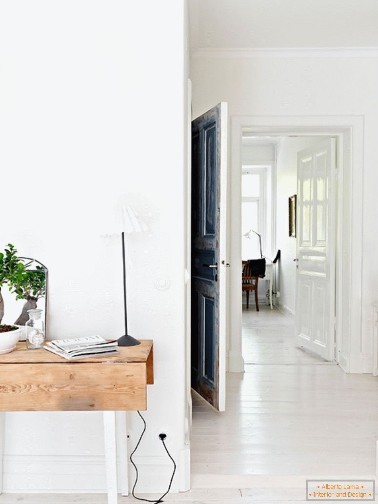 Interiér moderného bytu vo Švédsku