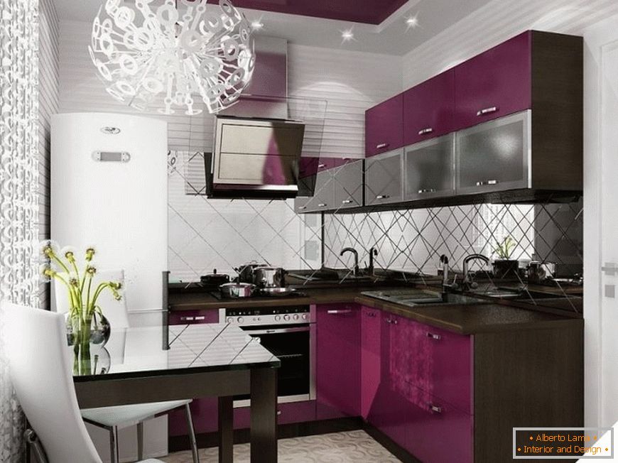 Kuchyňa s fialovým odtieňom