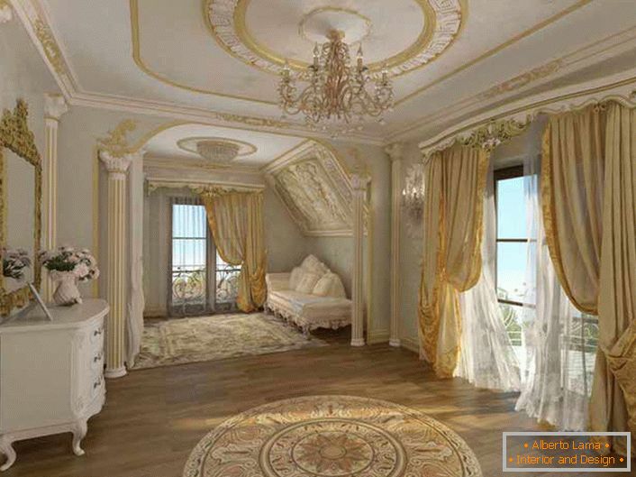Baroková izba v dedinskom dome v južnom Švajčiarsku je zdobená polyuretánovou štukovou škálou. 
